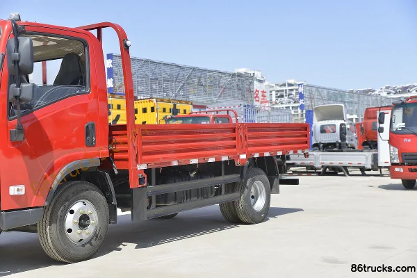 SHACMAN Commercial Vehicle Xuande X9 Standard Load Edition 156 hp 4X2(6 wheels) 4.18 m single-row flatbed light truck Body (1) | 86Trucks