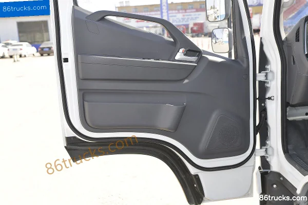 Hyundai Commercial Vehicle Shengtu 150 hp 4X2(6 wheels) 4.13m Automatic Single Row Van Light Truck (China VI) Cab (2) | 86Trucks