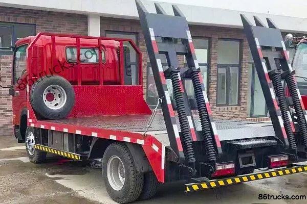 Sinotruk (formerly Sinotruk Wangpai) Ruishi 156 hp 4X2(6 wheels) Flatbed Truck Exterior (2) | 86Trucks