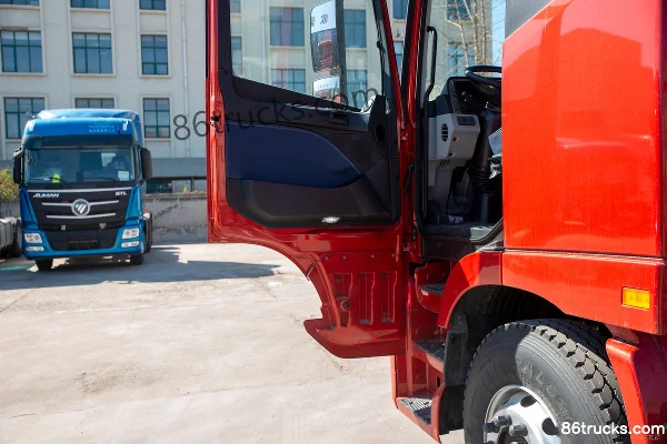 Foton Auman EST 440 hp 8X4(12 wheels) 9.53m flatbed cargo truck Cab (2) | 86Trucks
