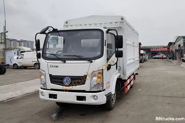 Dongfeng T16 4.5T 4.15m Single Row Pure Electric Cargo Truck with Grille 81.14kWh 4X2(6 wheels) Exterior (3) | 86Trucks