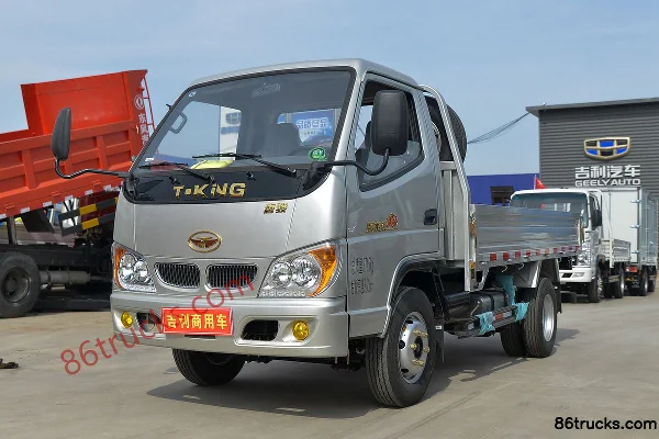 Ouling Xiaobaoma 68hp 4X2(6 wheels) 3.41m Single Row Dump Truck (Long Wheelbase) Exterior (3) | 86Trucks