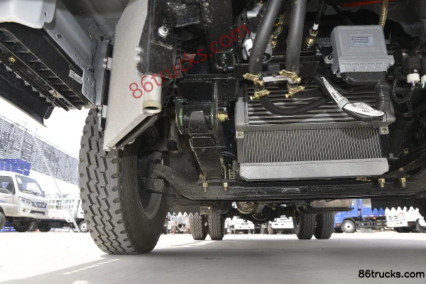 Tangjun Ouling T1 Series 110hp 4X2(6 wheels) 2.8m Dump Truck Chassis (2) | 86Trucks