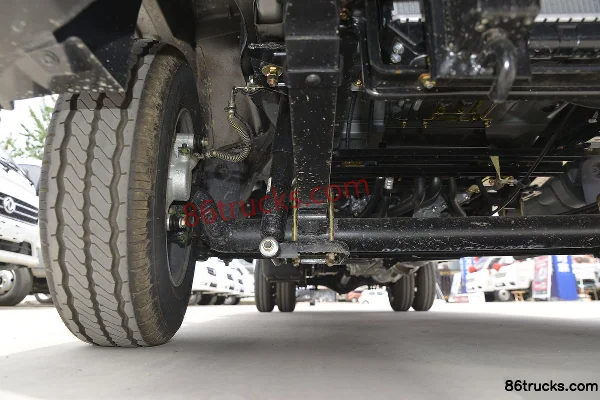 Dongfeng Xiaobawang W18 1.6L 122 hp 4X2(6 wheels) 3.7m Single Row Van Mini Truck (China VI) Chassis (2) | 86Trucks
