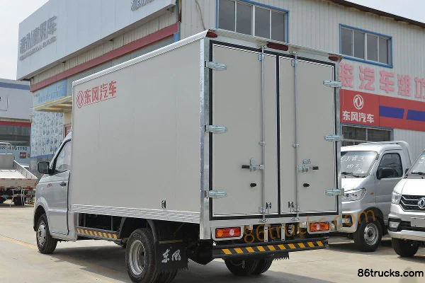 Dongfeng Xiaobawang W18 1.6L 122 hp 4X2(6 wheels) 3.7m Single Row Van Mini Truck (China VI) Body (3) | 86Trucks