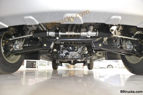 Changan véhicules légers Ruixing M80 2019 confort 116 ch 2 places 1,5L essence toit plat portes battantes fourgon fermé (China VI) Châssis (