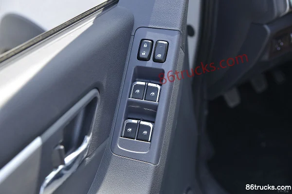 JAC T8 2021 model luxury 2.0T diesel 150 hp 2WD double-row pickup (China VI) Chassis (3) | 86Trucks