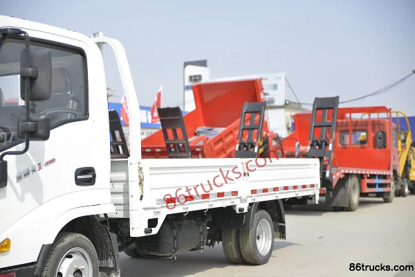 Tangjun Ouling Jinlika II 129 hp 4X2(6 wheels) 4.13m Single Row Flatbed Light Truck (China VI) Body (1) | 86Trucks