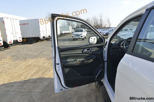 JMC Yuhu 9 2020 Shuxiang 2.0T Diesel 141 hp 8-Speed Automatic 4WD Short Wheelbase Double Cab Pickup Chassis (1) | 86Trucks