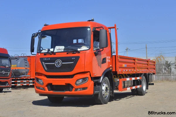 Dongfeng Commercial Vehicle Tianjin KR medium truck 220hp 4X2(6 wheels) 6.75m stake cargo truck Exterior (3) | 86Trucks
