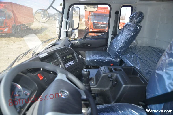 Dongfeng Commercial Vehicle Tianlong VL Heavy Truck 292 hp 6X2(8 wheels) 9.6m Van Cargo Truck Cab (3) | 86Trucks