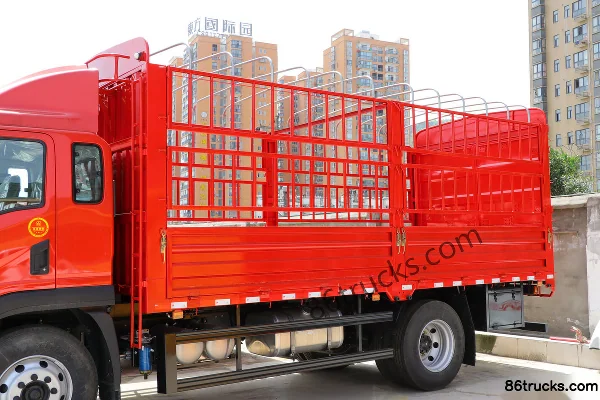 Dayun Xianglong 170 ch 4X2(6 roues) 5.2 m half-cab grain van truck Châssis (1) | 86Trucks