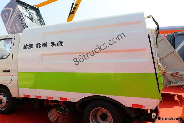 Foton Xiangling M 1.5L 116 hp 4X2(6 wheels) Gasoline Road Sweeper Truck (China VI) (Beizhongdian Brand) Body (1) | 86Trucks