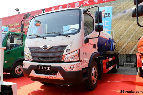 Foton Times Linghang ES5 190 hp 4X2(6 wheels) Vacuum Sewage Truck (China VI) (Beizhongdian Brand) Exterior (2) | 86Trucks