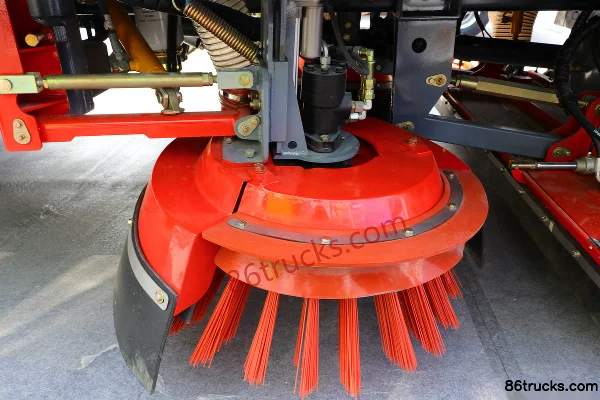 Dongfeng Commercial Vehicle Tianjin KR 230 hp 4X2(6 wheels) Vacuum Sweeper Truck (China VI) (Haide Brand) Chassis (3) | 86Trucks