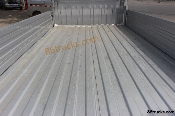 Dongfeng C71 LV1 Real Bull Edition 1.6L 122hp 4X2(6 wheels) 3.2m single-row flatbed micro truck (China VI) Body (3) | 86Trucks