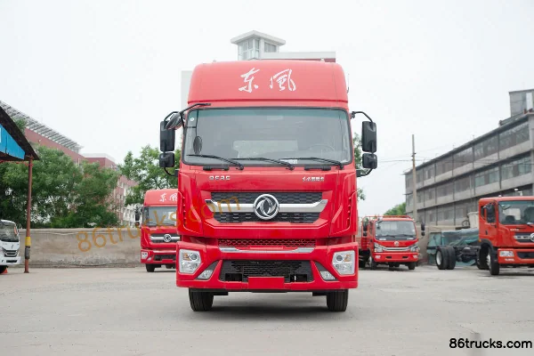 Dongfeng Duolika D9K 220 hp 4X2(6 wheels) 6.8 m Stake Truck (China VI) Exterior (2) | 86Trucks