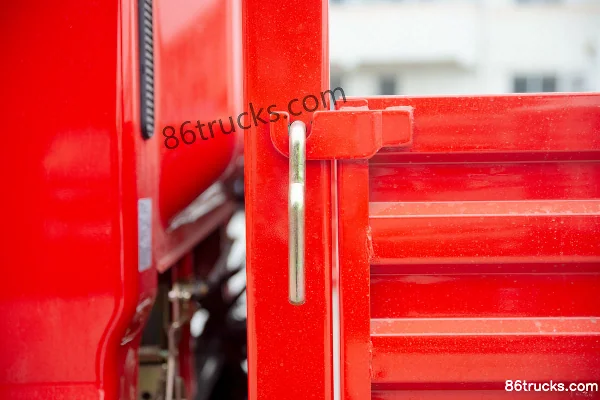 Dongfeng Duolika D7 Ruineng Edition 170 hp 4X2(6 wheels) 5.18m Semi-Row Flatbed Light Truck (8-Speed) Body (3) | 86Trucks