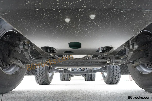 Volvo New FMX Heavy Truck 540 hp 8X4(12 wheels) Construction Truck Chassis (China VI) (1) | 86Trucks