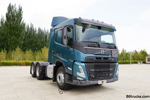 Volvo New FM Heavy Truck 420 hp 6X4(10 wheels) Automatic Tractor Truck (China VI) (Flat Top) Exterior