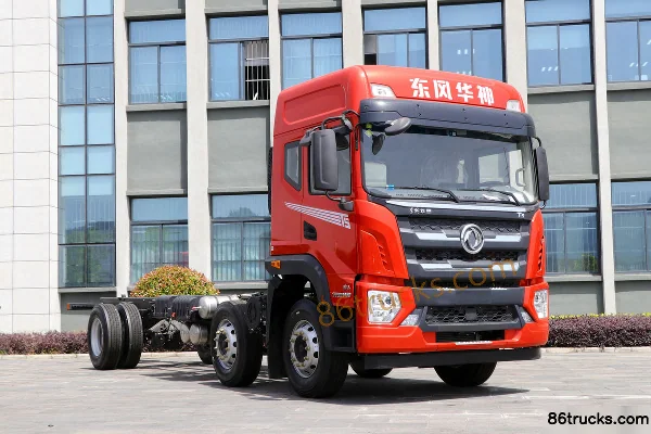 Dongfeng T5 Light Version 270 hp 6X2(8 wheels) 9.6m Cab-over Cargo Truck with Stake and Grain Body (Axle Ratio 4.33) Exterior (2) | 86Trucks