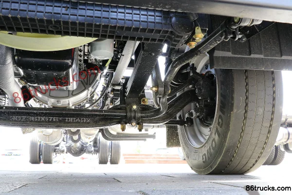 Dongfeng T5 Composite Edition 270 hp 4X2(6 wheels) 7.8m Semi-Wing Opening Van Cargo Truck (Beijing VI)(Retarder) Chassis (3) | 86Trucks