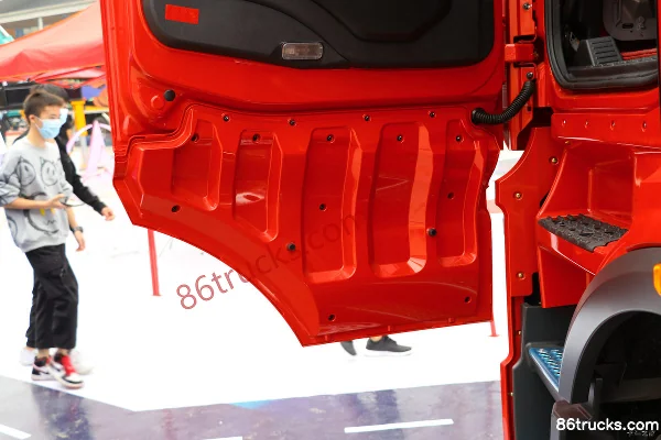 SANY Truck Wangdao 395 380hp 6X4(10 wheels) tractor truck (China VI) Cab (3) | 86Trucks
