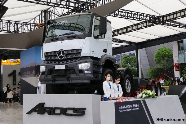 Mercedes-Benz Arocs 460 hp 8X4(12 wheels) Engineering Truck Chassis (China VI) Exterior (3) | 86Trucks