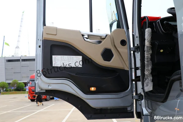 JAC Gallop A5W camion lourd 480 ch 6X4(10 roues) tracteur routier (toit plat) Cabine (3) | 86Trucks