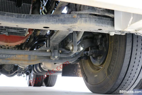 JAC Gallop K7 camion lourd 560 ch 6X4(10 roues) AMT automatique tracteur routier Châssis (3) | 86Trucks
