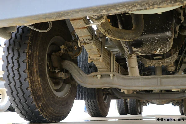 Sinotruk Sitrak G5 350 ch 8X4(12 roues) camion malaxeur 7,75 m³ (marque Yate) Châssis (2) | 86Trucks