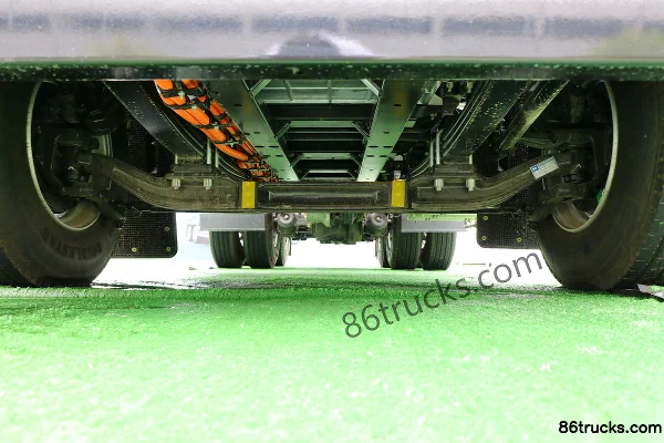BYD Q3 26T 6X4(10 wheels) Pure Electric Tractor Truck Chassis (1) | 86Trucks