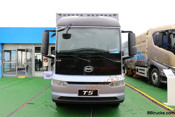 BYD T5D 4.5T 4.03m Single Row Pure Electric Van Light Truck 85kWh 4X2(6 wheels) Exterior (2) | 86Trucks