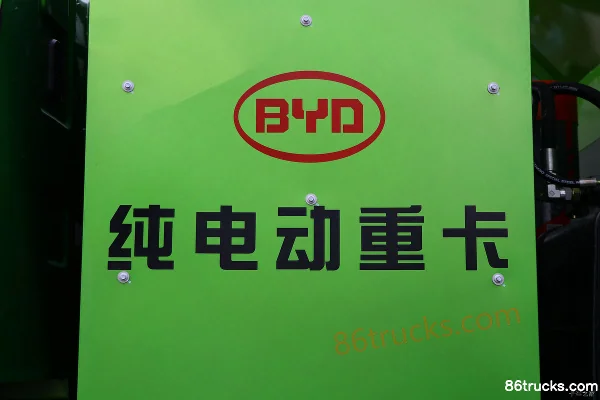 BYD T31 31T 8X4(12 wheels) 5.6m Electric Dump Truck Body (2) | 86Trucks