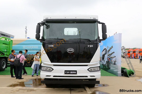 BYD T31 31T 8X4(12 wheels) 7m³ Concrete Mixer Truck (CIMC Jiangmen) Exterior (2) | 86Trucks