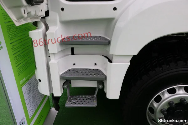 FAW Jiefang Qingdao JH6 Heavy Truck Pro Excellence Edition 320hp 8X4(12 wheels) 7.92m³ Concrete Mixer Truck (ZOOMLION) Cab (3) | 86Trucks