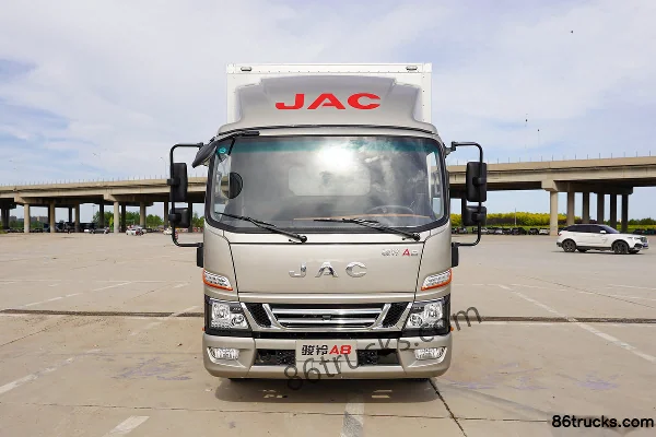 JAC Junling A8 150hp 4X2(6 wheels) 4.15m Single Row Van Light Truck (6-speed) Exterior (2) | 86Trucks