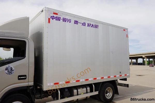 JAC Junling A8 150hp 4X2(6 wheels) 4.15m Single Row Van Light Truck (6-speed) Body (1) | 86Trucks