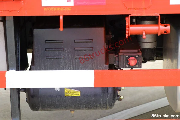 Foton Big King Kong ES5 190hp 4X2(6 wheels) Truck-mounted Crane (Zhongtao Brand) Chassis (3) | 86Trucks