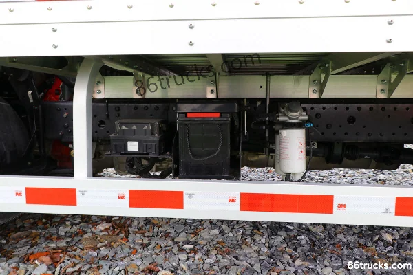 Foton Ollin Express 156hp 4X2(6 wheels) 4.14m Single Row Van Light Truck (China VI) (Leishafurui) Cab (1) | 86Trucks