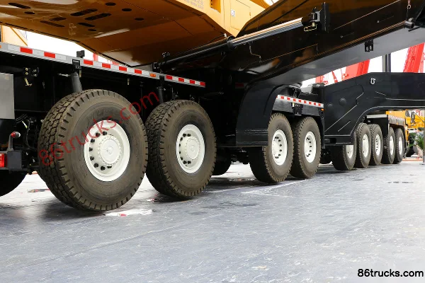 SANY 1600-ton 9-axle All-terrain Crane Cab (3) | 86Trucks