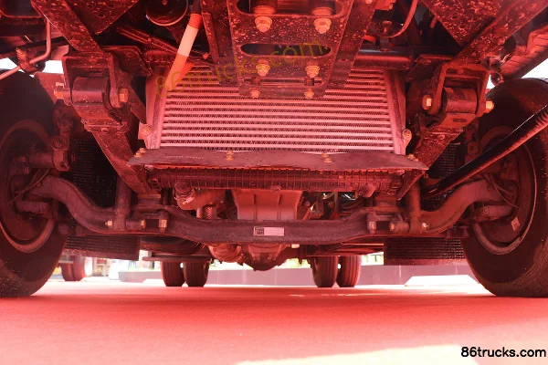 Dongfeng Furika F6 hybride 150 ch 4X2(6 roues) camion frigorifique 4,05 m (automatique) (China VI) Cabine (1) | 86Trucks