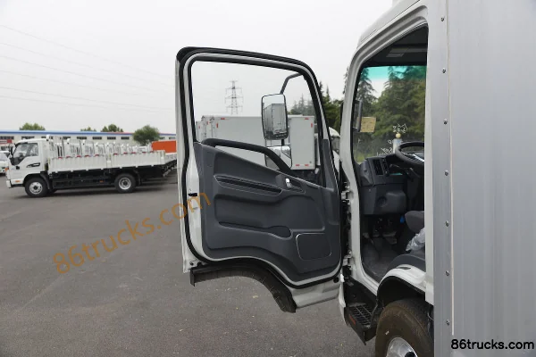 JAC Shuailing Q6 160 hp 4X2(6 wheels) 4.12m Single-row Van Truck (China VI) (All-aluminum Cargo Box) Cab (1) | 86Trucks
