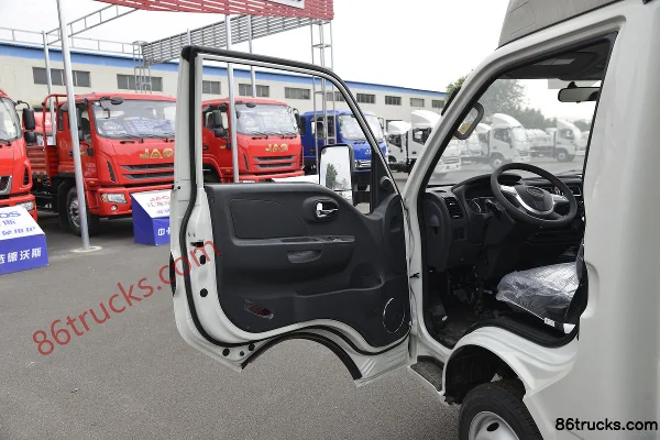 JAC Kaida X6 Luxe 147 ch 4X2(6 roues) 3,035 m micro camion fourgon cabine simple (1) | 86Trucks