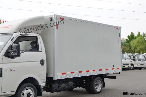 JAC Kaida X6 Luxe 147 ch 4X2(6 roues) 3,035 m micro camion fourgon cabine simple Carrosserie (1) | 86Trucks