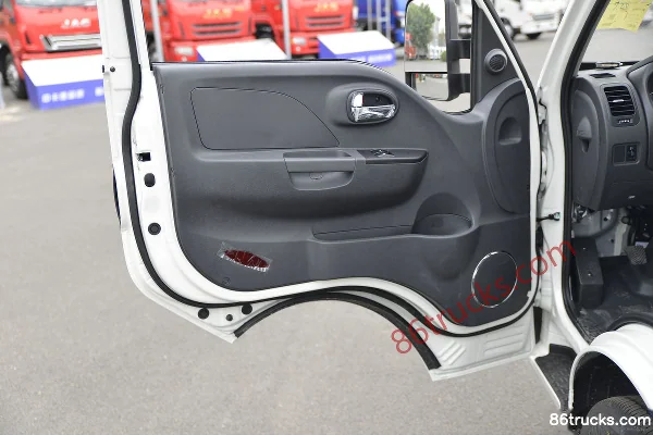JAC Kaida X5 1.5L 113hp 4X2(6 wheels) 3.11m Single Row Box Mini Truck (China VI b) Cab (2) | 86Trucks