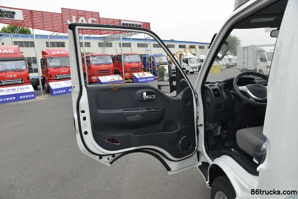 JAC Kaida X5 1.5L 113hp 4X2(6 wheels) 3.11m Single Row Box Mini Truck (China VI b) Cab (1) | 86Trucks