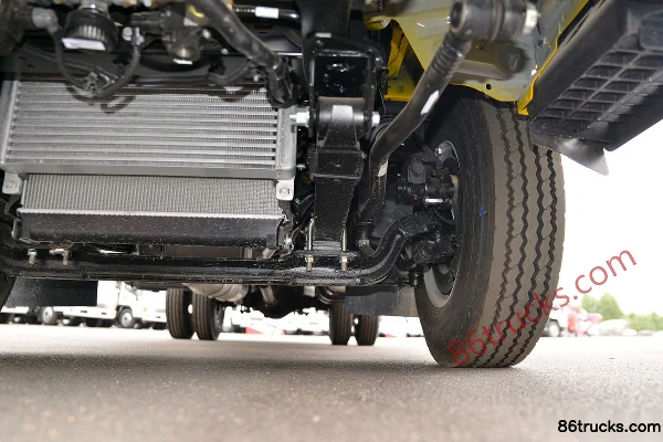 JAC Shuailing K340 120 hp 4X2(6 wheels) 3.2m double-row flatbed light truck Chassis (3) | 86Trucks