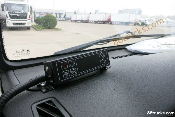 Foton Xiangling M2 122 ch 4X2(6 roues) 3,75 m camion frigorifique (marque Xinfei) Cabine (2) | 86Trucks