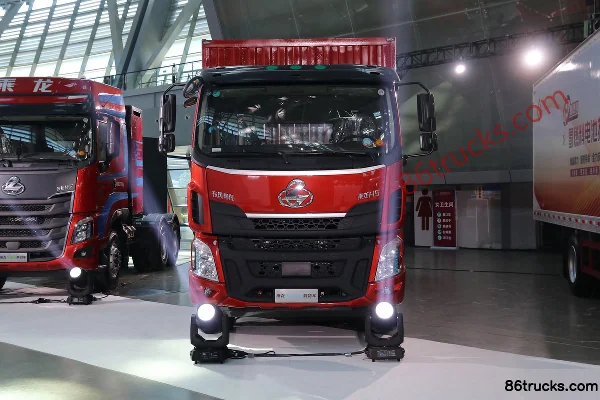 Dongfeng Liuqi Chenglong H5 medium truck 4X2(6 wheels) 190hp hybrid van cargo truck (China VI) Exterior (2) | 86Trucks
